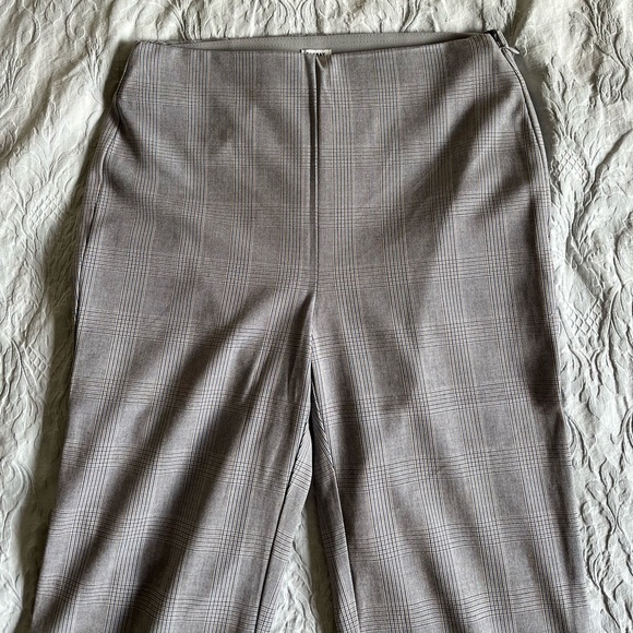 Aritzia Sunday Best Pants in Grey Plaid - Picture 3 of 6